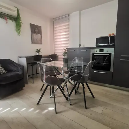 Easy Tiburtina Apartment Rom